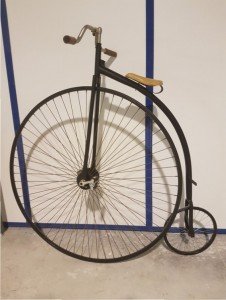 Bicicleta antes de arenado de precisión