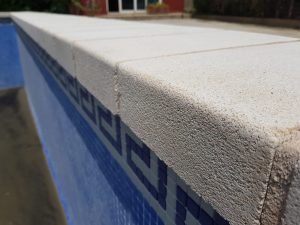 restauración-piscina-detalle-arenado