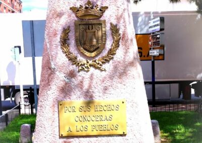 Arenado del monumento al donante de sangre de Castalla