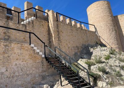 Mantenimiento y Restauración en el Castillo de Castalla